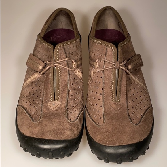 High Quality Olive Suede Loaders - Picture 2 of 3